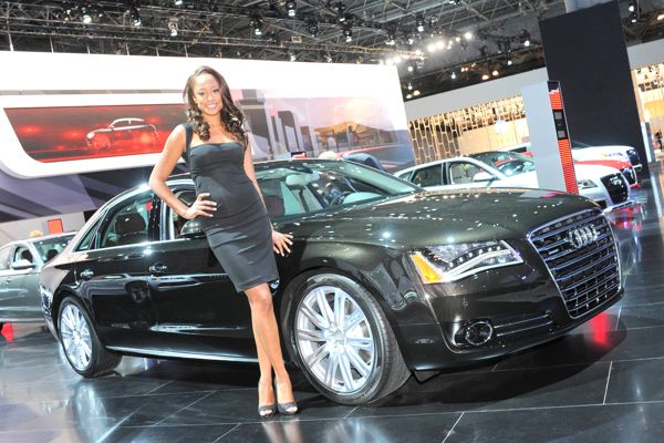 Super Car Beautiful Girls in New York Auto Show 2012 1h Super Car Beautiful Girls in New York Auto Show 2012 1h